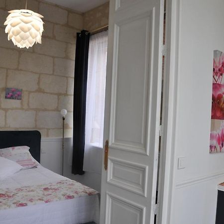 La Terrasse Facon Giverny - Gite 2 Personnes - Brain-sur-Allonnes 외부 사진